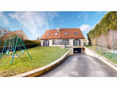 vente maison 7 pièces  175.00m²  annet