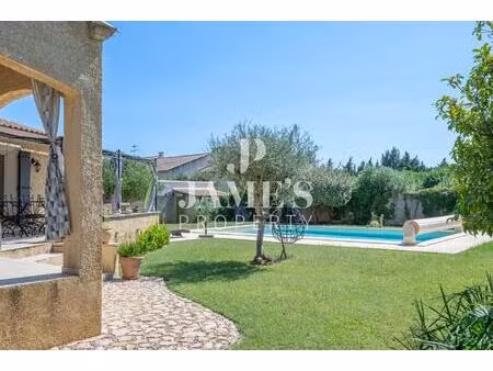 maison avec piscine au calme - fontvieille
