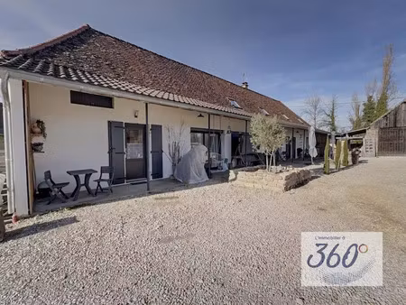 vente maison 7 pièces 192 m² à louhans (71500)  330 000 €