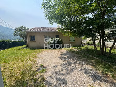 vente maison 3 pièces 81m2 thueyts 07330 - 205000 € - surface privée