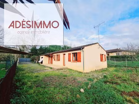 maison 80m2 centre de village garage et 700m2 de jardin clôturé