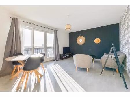 bel appartement lumineux à nantes