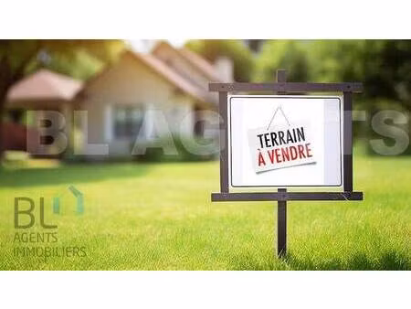 terrain constructible viabilisé à vendre