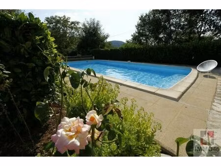 maison 3 chambres avec piscine au calme