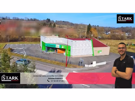 location local commercial 4 pièces