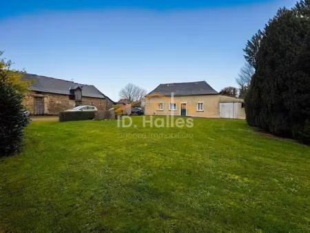 ancien corps de ferme - livré la touche