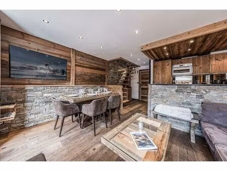 exclusivite - chaleureux duplex dans le centre station