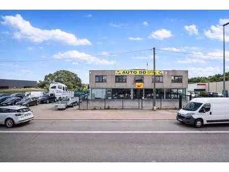 beersel  showroom + dépôt + logement sur terrain de 27a