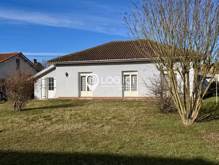 maison de plain-pied  3 chambres  jardin et garage