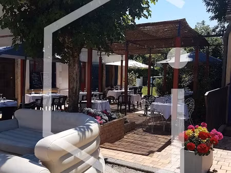 vente locaux professionnels 1069 m² à verdigny (18300)  66 000 €