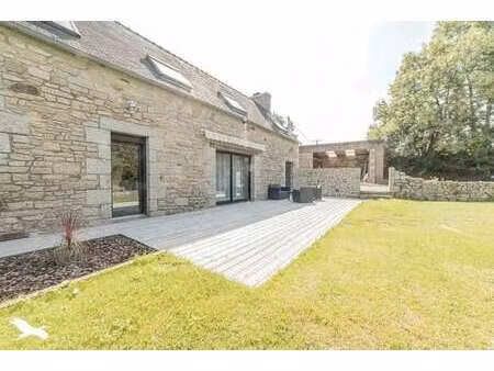 vente longère et corps de ferme à plourin-lès-morlaix (29600) : à vendre / 143m² plourin-l