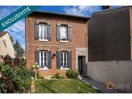 maison individuelle  4 pièces  3 chambres en centre ville  proches commodités