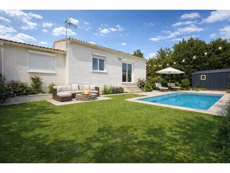 maison de type 4  avec jardin