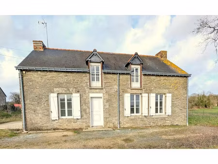 maison en pierre rénovée – vue campagne – ruffiac (56)