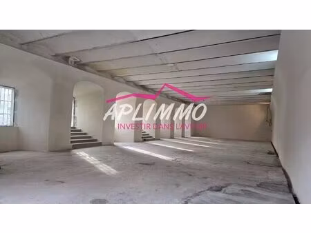 entrepot 500m² + terrain