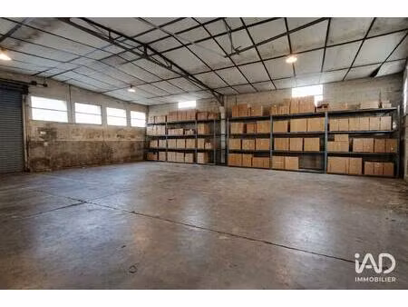 vente local d'activités 1 700 m²