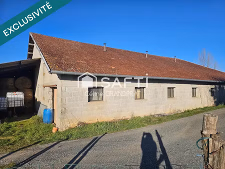vente maison 4 pièces 408 m² à saint-santin-de-maurs (15600)  64 000 €