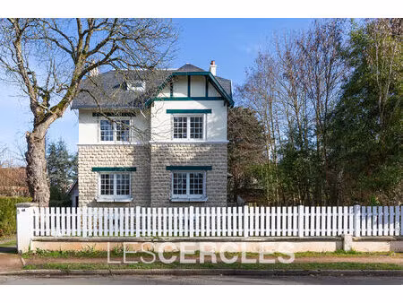 maison 8 pièces de 120 m²