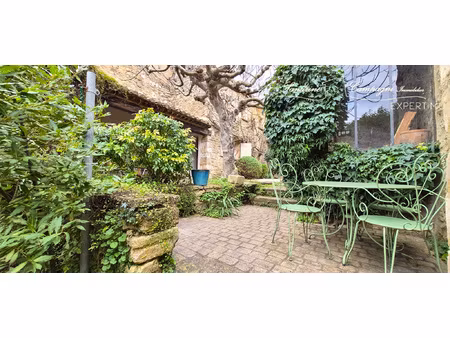 demeure du 18ème  secteur maubec  petit coustellet  oppede