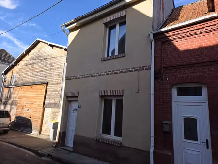 vente maison 5 pièces 69 m² à berteaucourt-les-dames (80850)  95 500 €