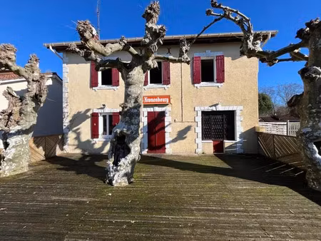 vente maison 7 pièces 220 m² à laluque (40465)  149 000 €