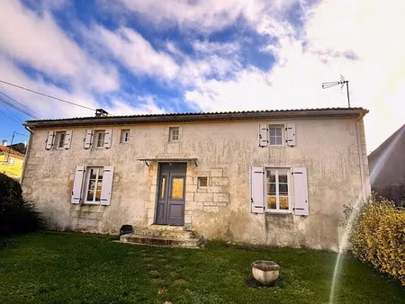 vente maison 6 pièces 145 m² à corme-royal (17600)  320 250 €