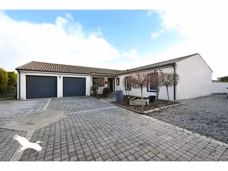 vente maison 6 pièces 140 m² à genac-bignac (16170)  295 999 €