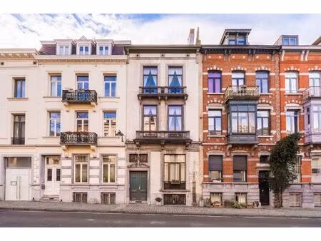 commercieel te koop in brussel met 5 slaapkamers