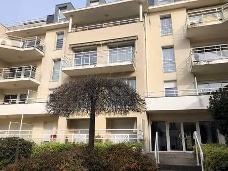 location appartement 3 pièces à châteaubriant centre (44110) : à louer 3 pièces / 65m² châ
