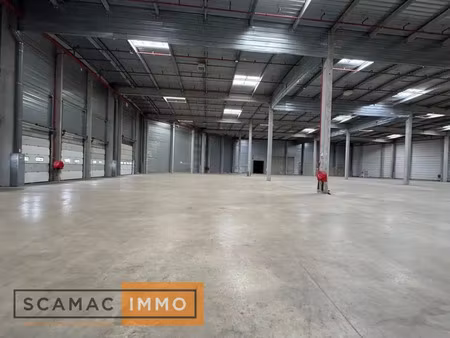 entrepôt de 6407m²