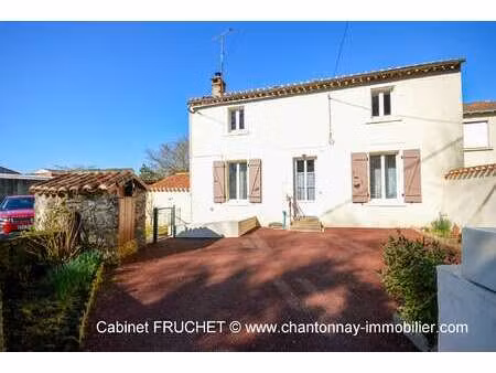 vente maison à chantonnay (85110) : à vendre / 130m² chantonnay