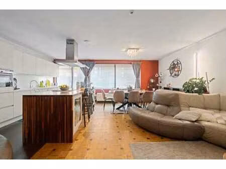 à vendre : rez-de-chaussée avec 2 chambres et jardin