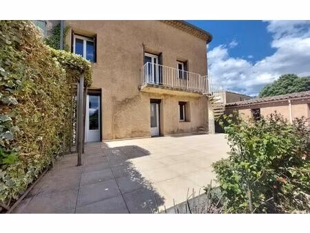 location appartement  m² t-3 à saint-julien  777 €