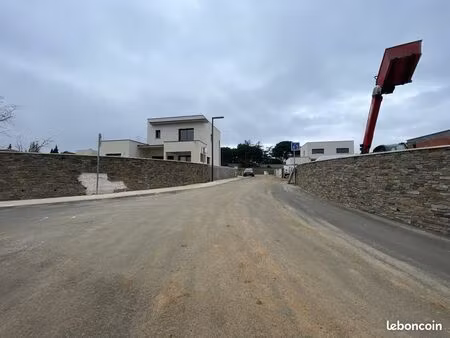 terrain 676 m² boujan sur libron