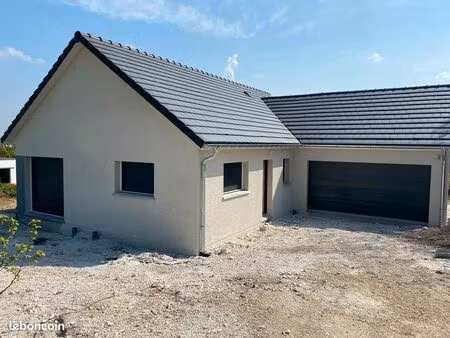 maison 4 pièces 94 m²