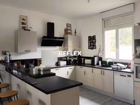 propriété 6 pièces 145 m²