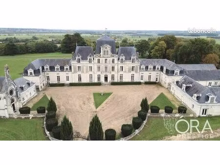 château 32 pièces 644 m²
