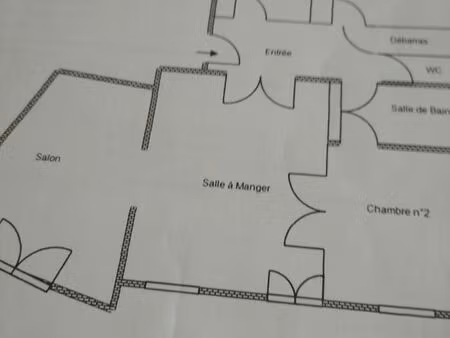 appartement quatre pièces avec garage fermé en dessous