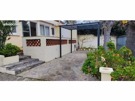 t2 bis meublé. location à l'année