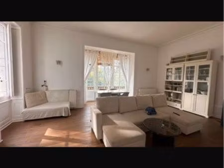 à vendre t3 à 2minutes de belley