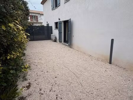t3 duplex neuf avec extérieur – ventabren