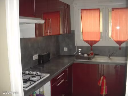 appartement t3bis avec balcon et garage