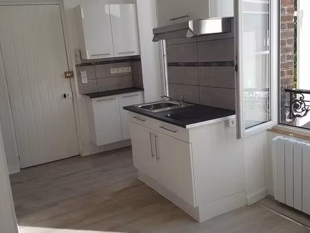 idéal personne seule - retraité(e) - t2 au rdc - disponible dès mi février