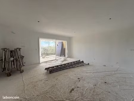 appartement 4 pièces 94 m²