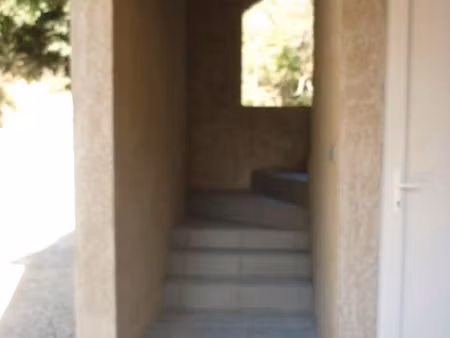 corté. appartement t3 non meublé