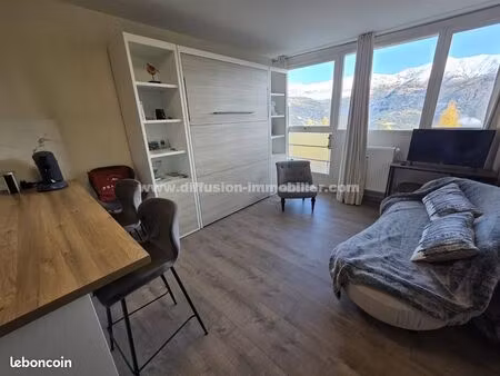 studio 1 pièce 25 m²