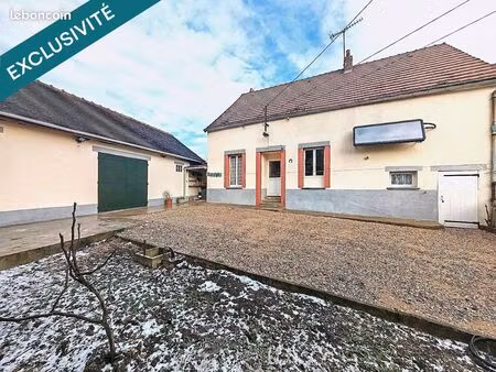 propriété 4 pièces 85 m²