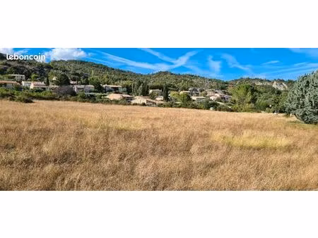 terrain 676 m² peipin