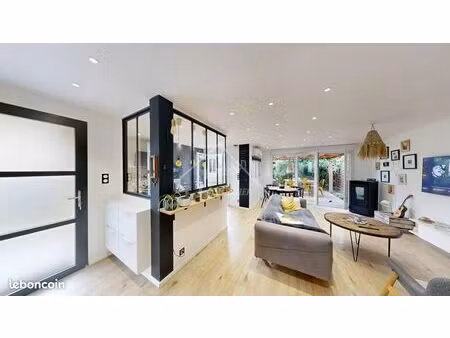 maison 4 pièces 82 m²