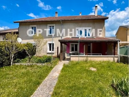 maison 7 pièces 151 m²